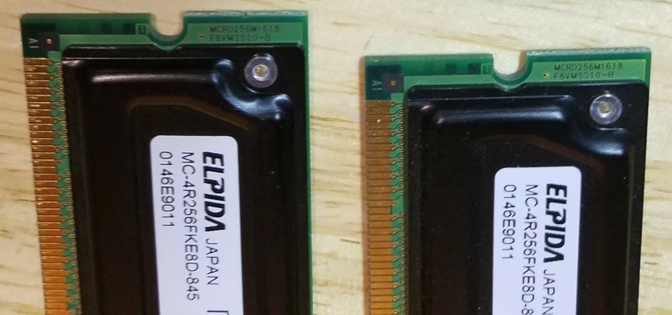Elpida PC-800 256 MB RIMM 800 MHz RDRAM (Rambus DRAM) Memory (MC-4R256FKE8D-845) - Image 3 of 4