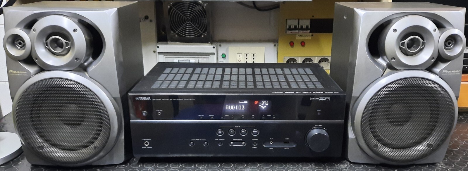 YAMAHA SINTOAMPLIFICATORE HTR4072