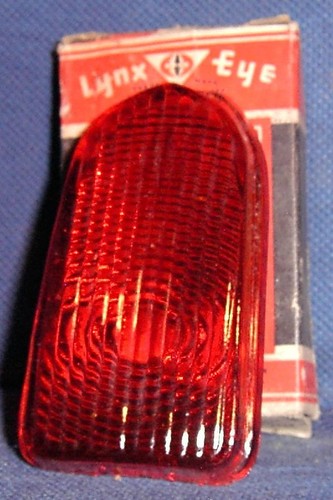RF1137 1949 Chevrolet Chev Chevy Lynx Eye Stop Brake Tail Light Lens NORS - Picture 2 of 2