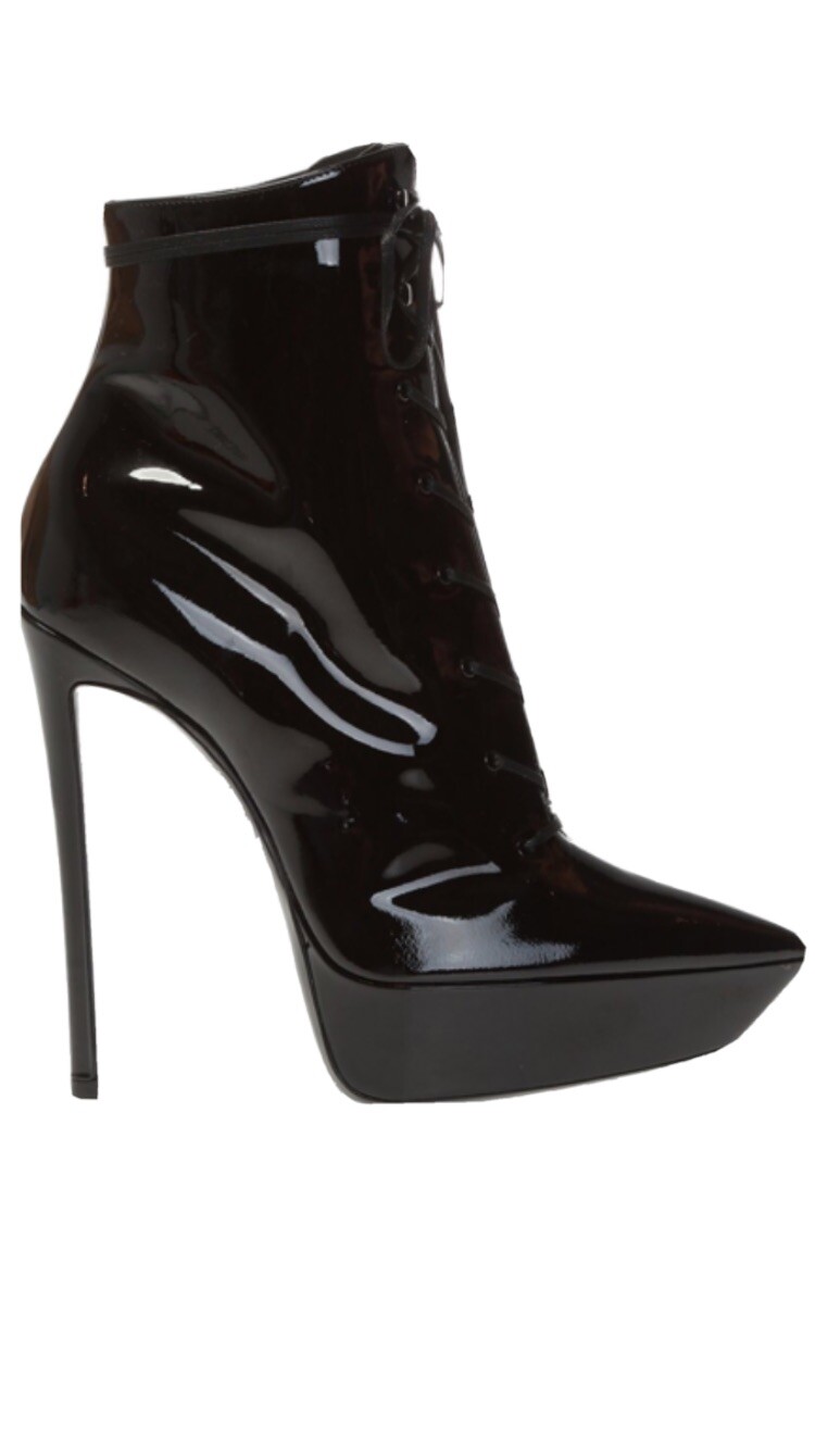 SAINT LAURENT Stivali Saint Lauent in vernice. Taglia 38 5 UK 5 5