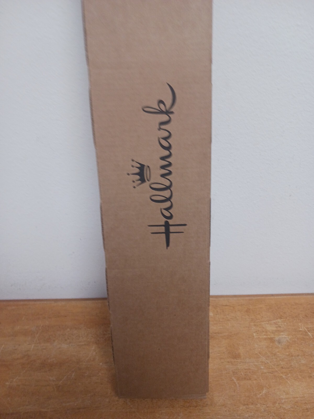 Hallmark Christmas Wrapping Paper Jumbo Rolls With Cut Lines 160 SQ FT Hallmark christmas wrapping paper jumbo rolls with cut lines 160 sq ft