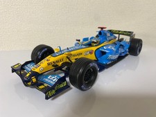 Need repair 1/18 Hot Wheels Renault R26 F1 Alonso Minicar