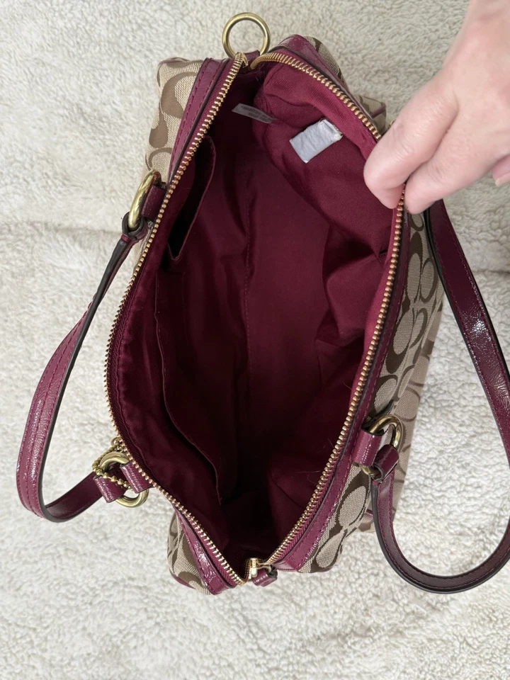 Cartera Coach Signature a Rayas Pitón Serpiente Caqui/Frambuesa ¡NUEVA CON ETIQUETAS! Foto 4 de 4