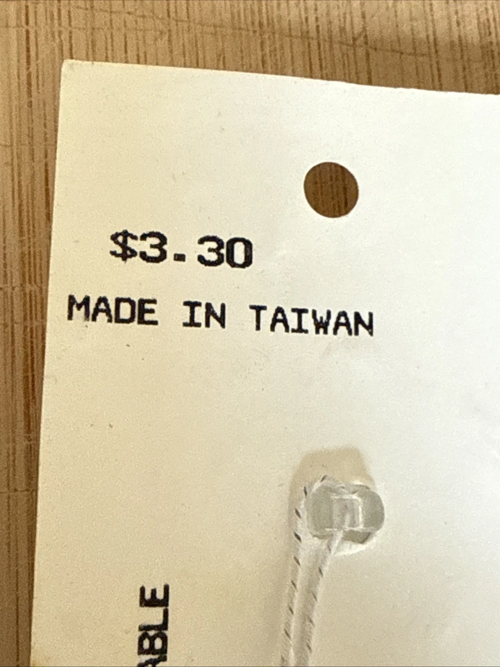 Vintage JHB International Hand-Painted Starfish Buttons Pink Orange 7/8” - Image 4 of 4