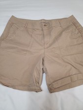 GLORIA VANDERBILT Tan All-Around Slimming Effect Shorts; Size MISSY 14