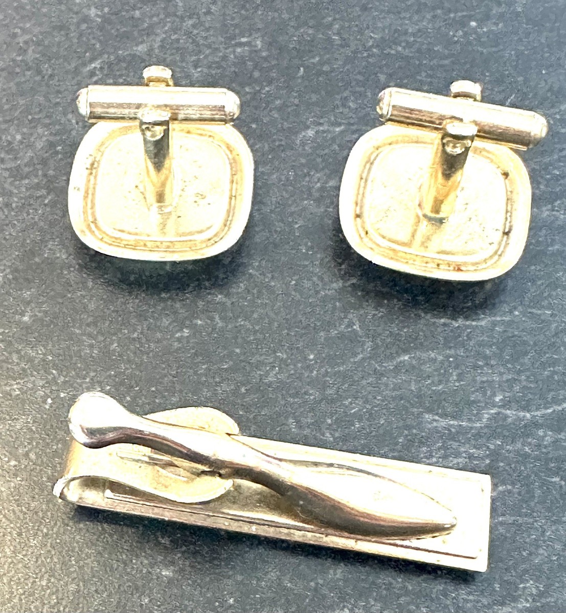 VTG Gold Tone Square Art Nouveau Mid Century Cufflinks Tie Clip