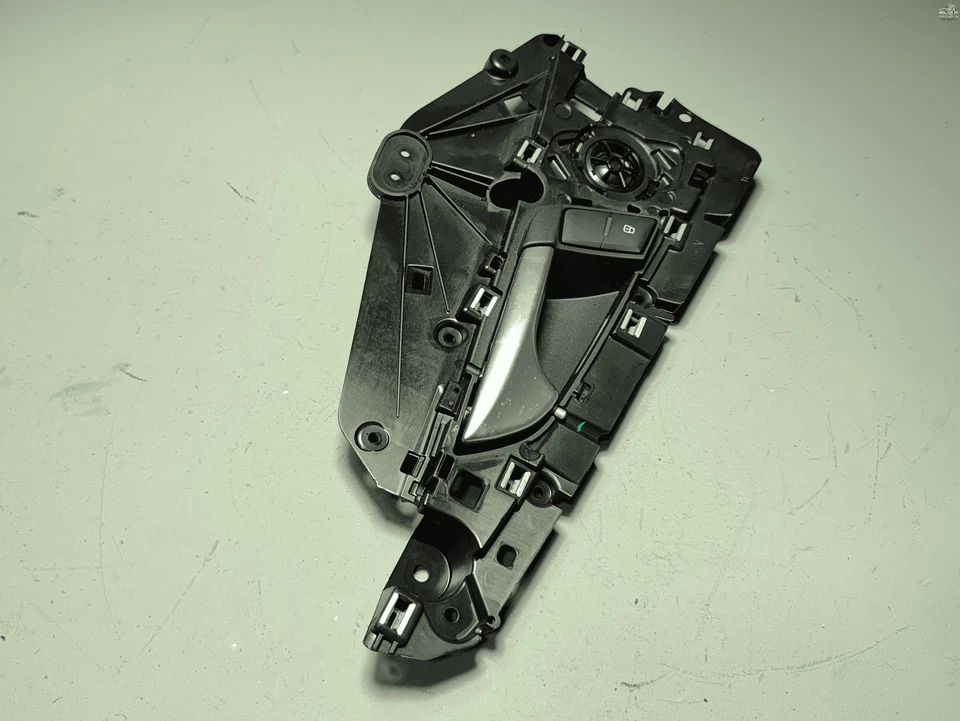 Внутренняя ручка задней правой пассажирской двери для Audi A6 S6 2012-2018 годов выпуска от оригинального производителя - Изображение 2 из 4