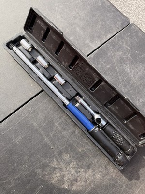 MichaelPro MP001002 1/2-In Click Through Torque Wrench  1D
