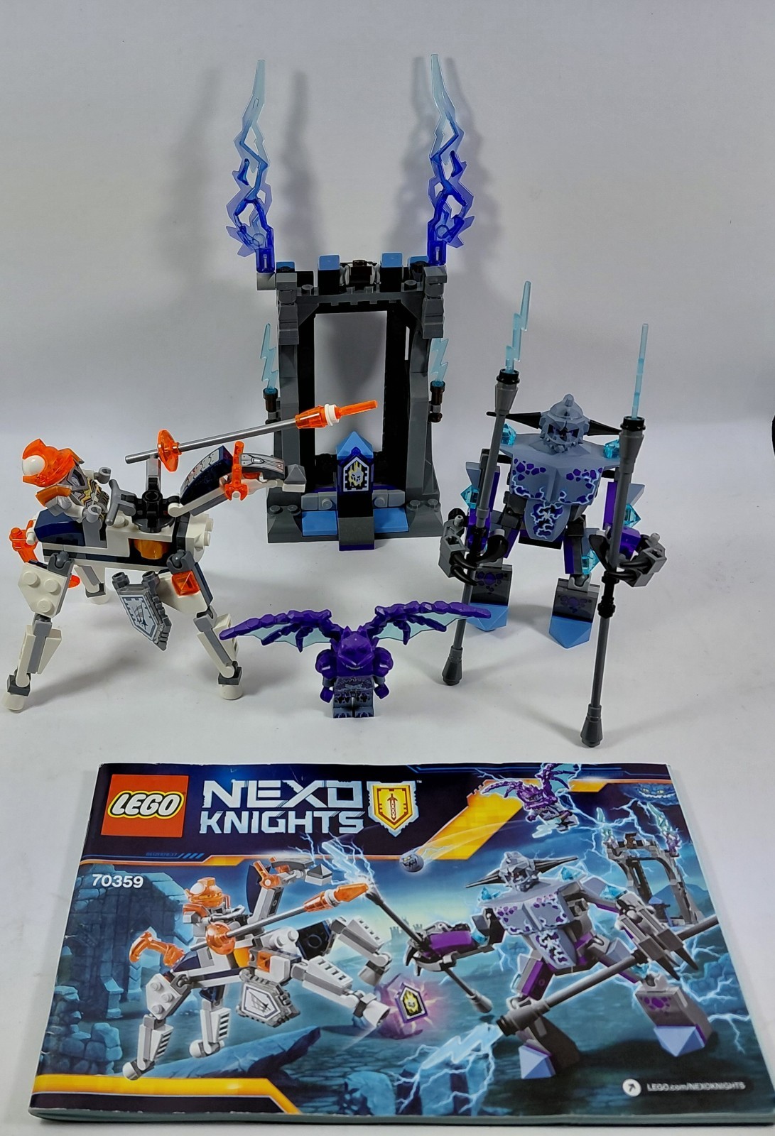 LEGO Nexo Knights: Lance vs. Lightning (70359) - 100% Complete