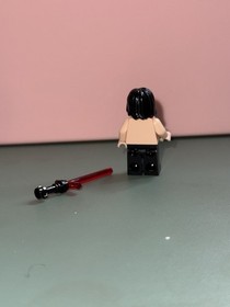 Kylo Ren &mdash; (with Red Crossguard Lightsaber)