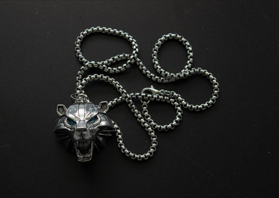 Bear School Griffin Cat Manticora Viper Medallion Necklace pendant Witcher Wolf