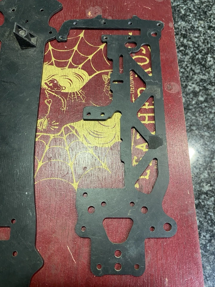 Vintage HPI Cup Racer Main Chassis # 87169 / Upper Deck !! - Image 4 of 4