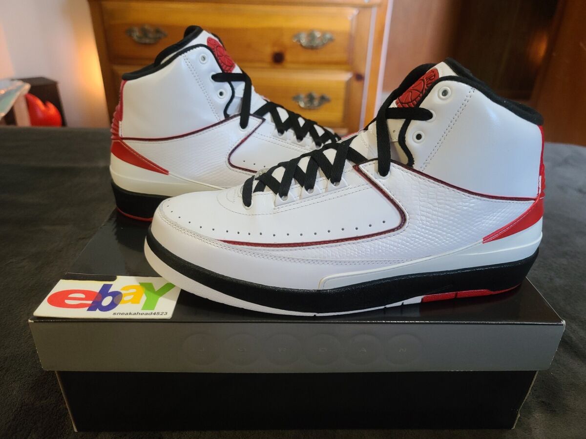 AIR JORDAN 2 RETRO QF CHICAGO 2010 WHITE/BLACK-VARSITY RED AIR JORDAN 2 RETRO QF CHICAGO 2010 WHITE/BLACK-VARSITY RED