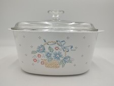 Corning Ware Country Cornflower A-3-B 3 liter covered casserole dish w/lid