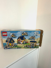 LEGO CREATOR: Beach Hut (31035) RETIRED ALL PARTS USED OPEN BOX *Read details