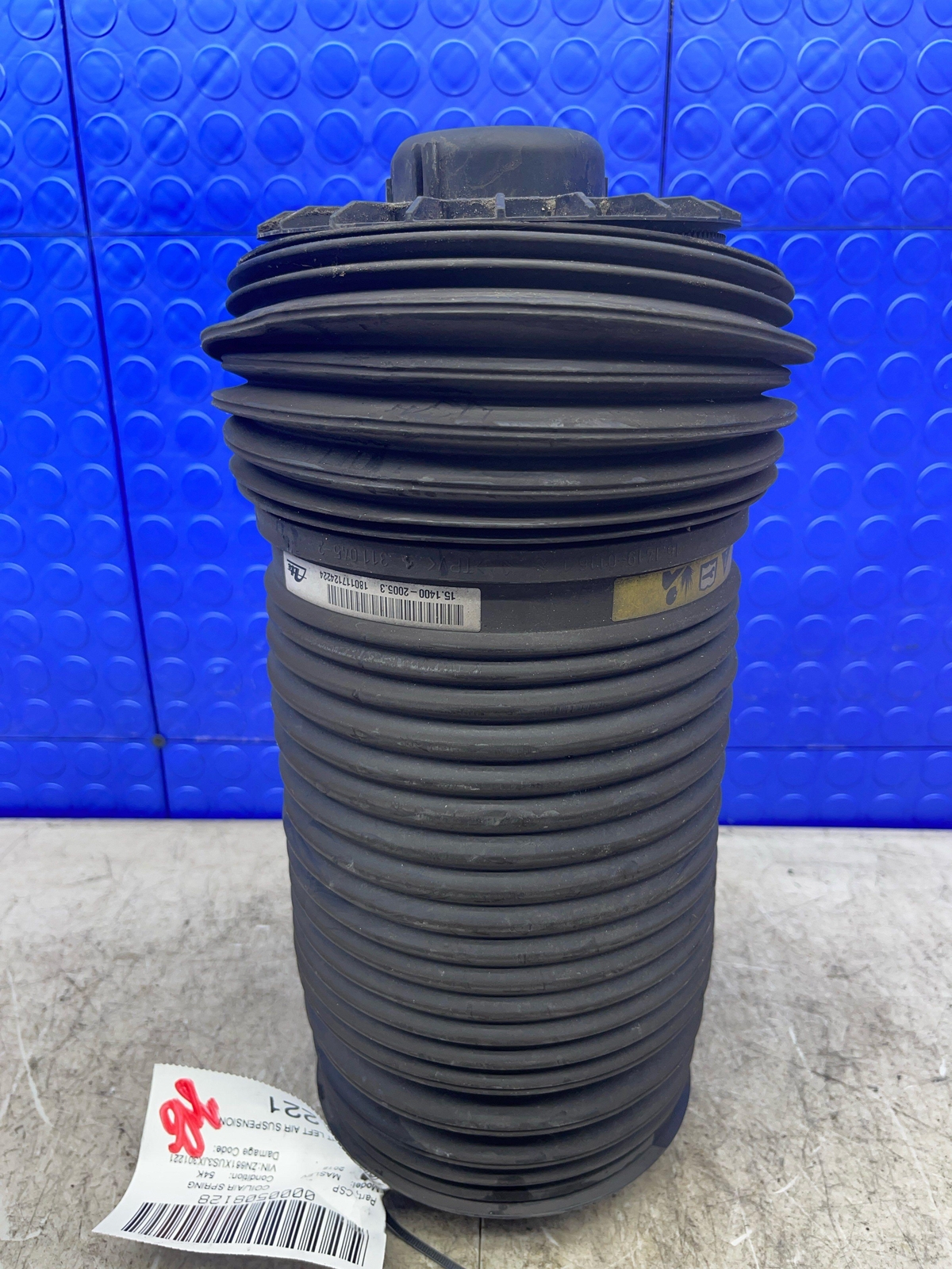 2017-2022 MASERATI LEVANTE OEM REAR RIGHT LEFT AIR SUSPENSION SPRING BOOT BAG