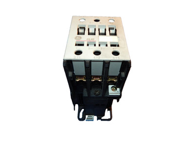 CL45D300M CONTACTOR 3P 60 AMP  GE   24VDC USED