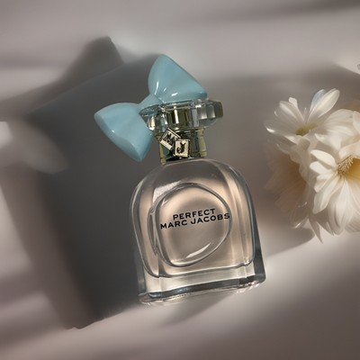 Marc Jacobs Perfect Eau De Parfum Mini Splash 0.16 Fl Oz, As Pictured.