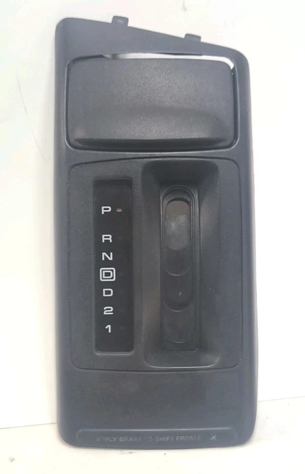 Placa de cambio de transmisión automática CAMARO Z28 RS SS negra 93-96 Foto 2 de 4