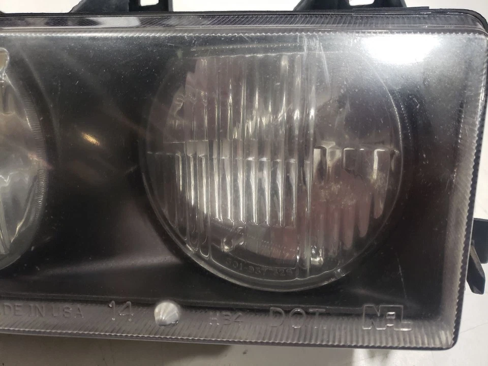 Lámpara de luz del lado izquierdo del conductor - BMW 328I E36 1999 Conv - 92-95 OEM 93732500 Foto 3 de 4