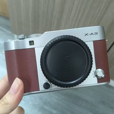95% New Fujifilm X-A3 24.2MP Digital Mirrorless Camera Body Brown w/ Charger
