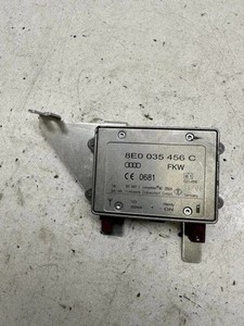 AUDI A8 D2 4D2, 4D8 Antennenverstärker  8E0035456C 3.00 Diesel 2006 30586153
