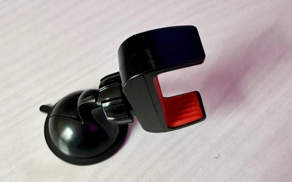 Universal Adjustable Car Phone Mount Strong Suction Cup, 360° Rotation - Image 2 of 4