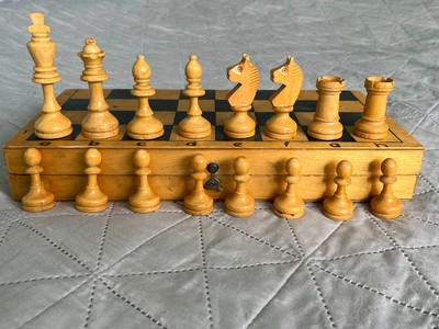 Gambit USSR Tounament Wooden Chess Set.