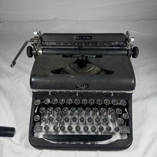 Vintage 1939-1940 Royal Quiet De Luxe Portable Typewriter No Case Untested thumbnail