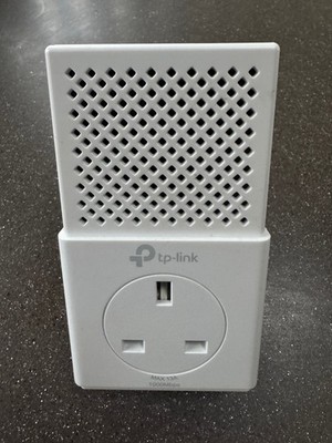 TP-Link TL-PA7010P Gigabit AV1000 Pass Through Powerline Adapter V3 (Base Unit)