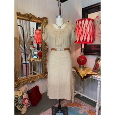 vintage 1970s nubby cotton dress 70s fashion wood beads ruched shoulders s boho