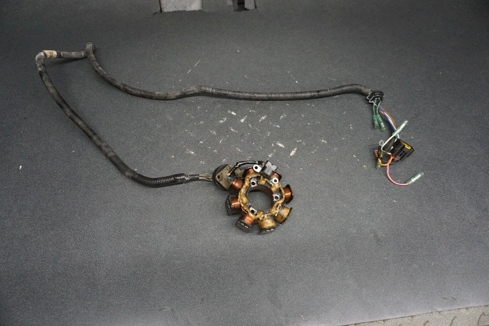 1998-2005 WaveRunner XL XLT GP Yamaha OEM Alternator Generator Stator Ass'y