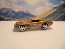 CUSTOM OTTO   2021 Hot Wheels Flying Customs Series  Gold  (Target)