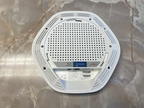 LINKSYS BUSINESS CLASS WIRELESS ACCESS POINT LAPN300 - NO POWER CORD INCLUDED - Picture 2 of 2