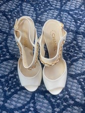 Authentic Chanel Ivory Gold Interlocking Chain Heels Stiletto Size 41