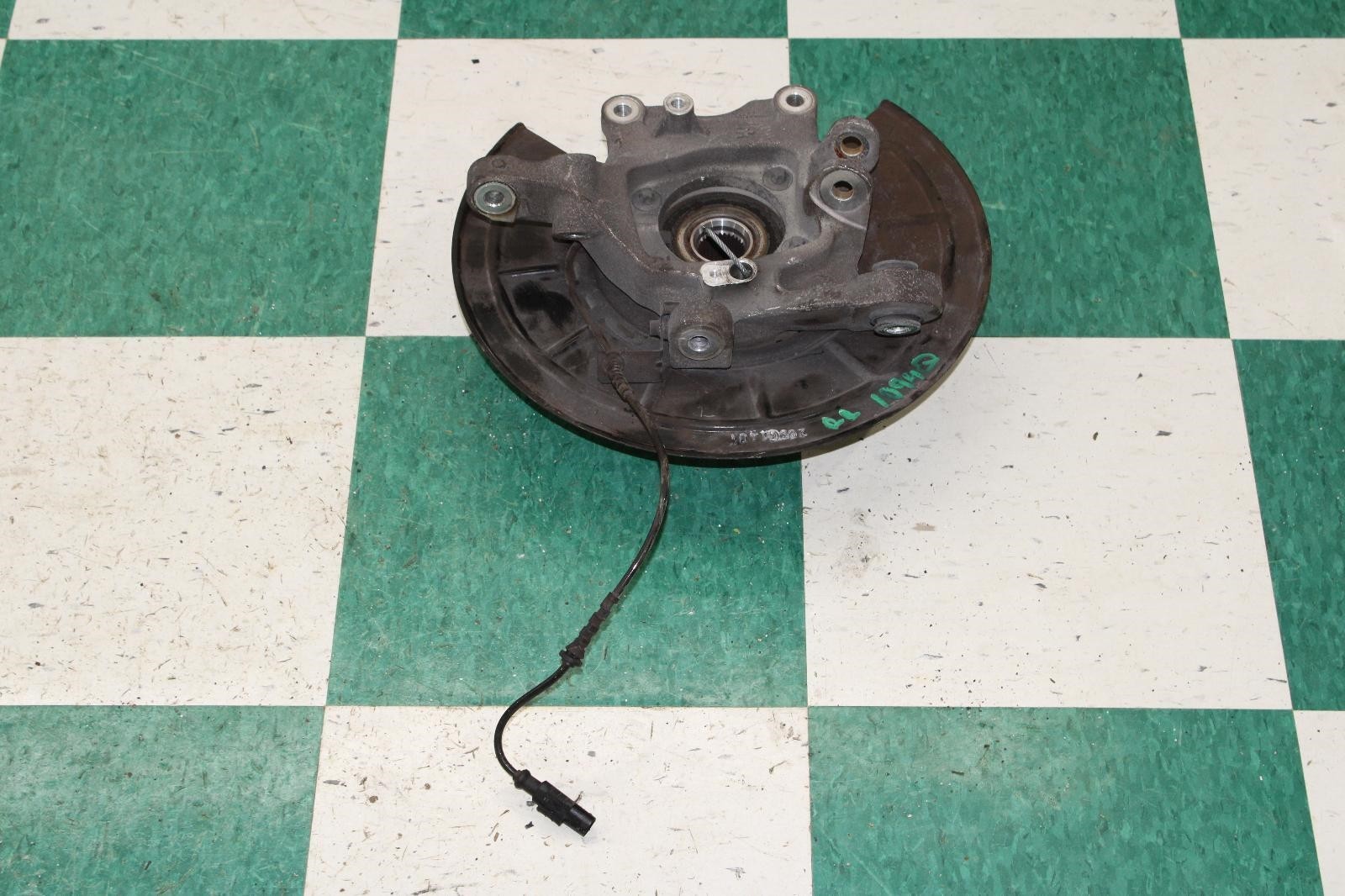 14-20 Ghibli RWD Passenger RH Right RR Rear Back Spindle Hub Bearing Assembly OE
