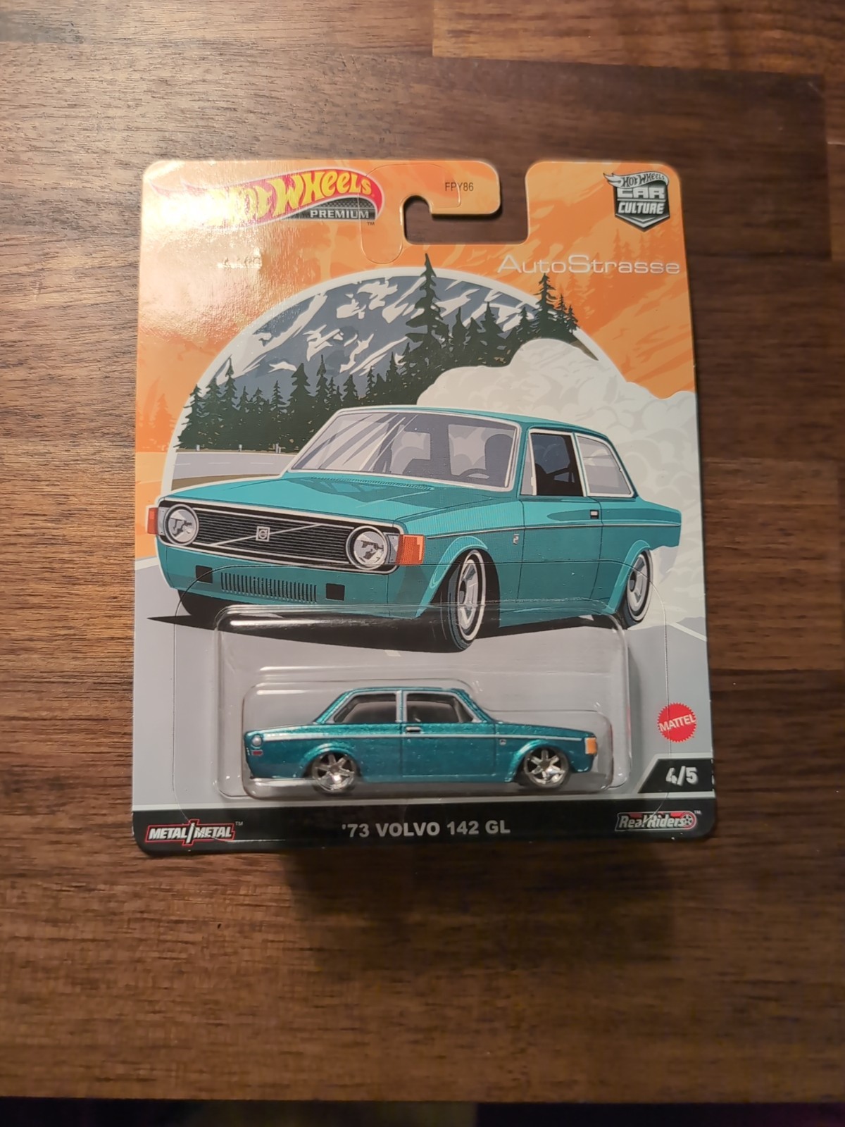 Hot Wheels Volvo 142gl 1973 1:64 HCJ87