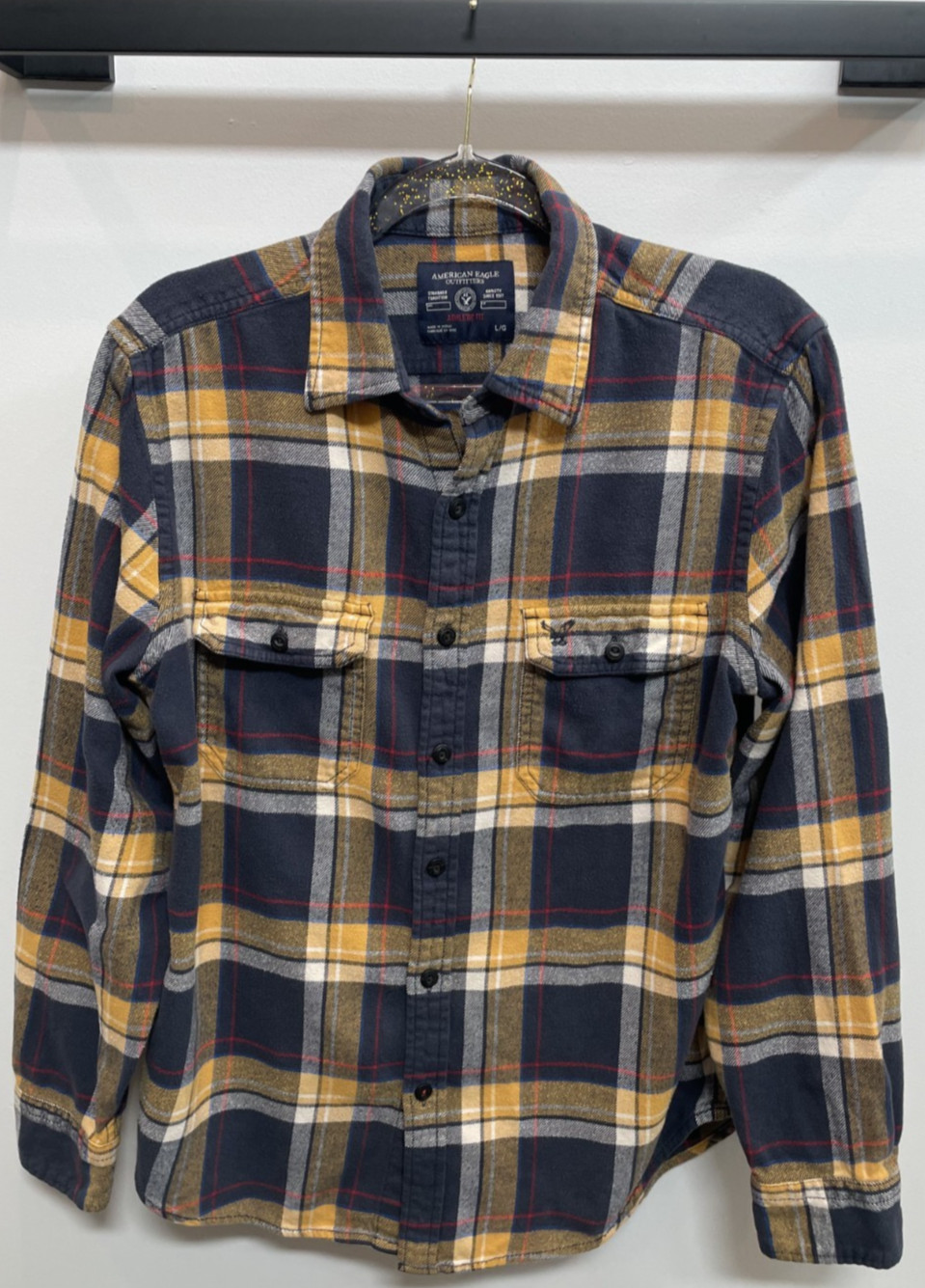American Eagle Flannel Shirt L Blue Plaid Red Yellow White Athletic Fit
