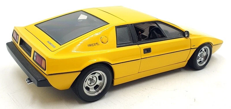 Autoart 1/18 Scale Diecast DC9824P - Lotus Esprit - Yellow - Image 2 of 4