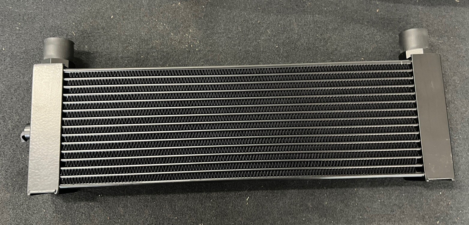 LAMBORGHINI GALLARDO OEM FRONT SIDE MOUNTED AUXILARY OIL COOLER GENUINE NEW