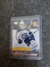 2015-16 Upper Deck Series 1 Young Guns Nicolas Petan YG RC Card# 227