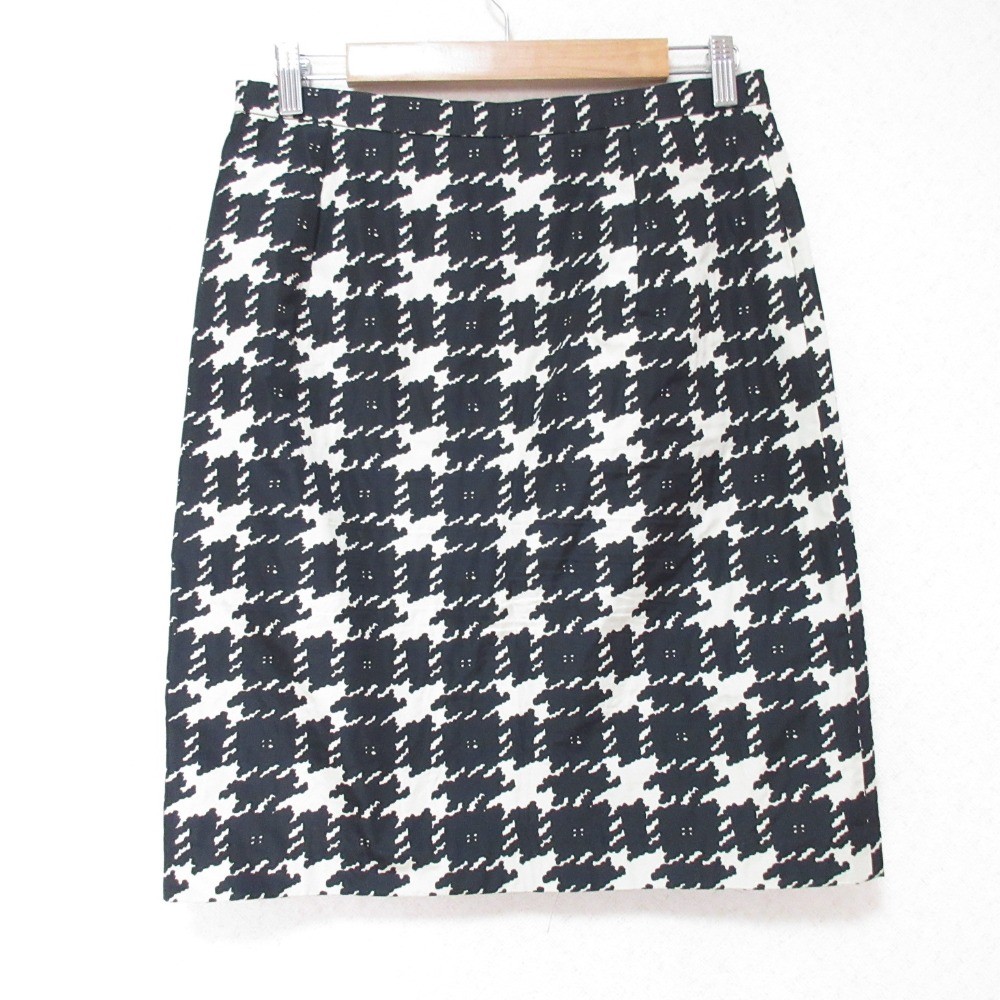 MaxMara WEEKEND Houndstooth Pattern Mini Skirt 42… - image 2