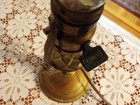 EDISON-PATENTS BRASS 1910 LAMP WITH SWINGING LIGHT FITTING U.S.A. WORKING — photo 2
