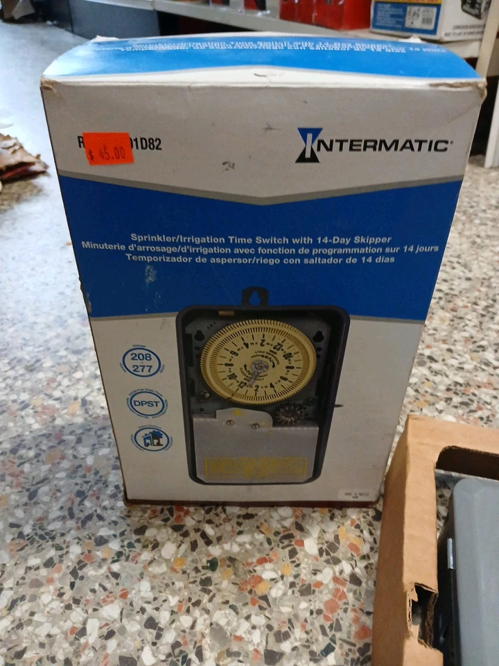 Intermatic Sprinkler/Irrigation Time Switch With 14 Day Skipper R8806P101D82 - Image 2 of 4