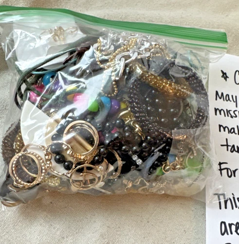 Jewelry Making Craft Lot VTG-Now scrap gold tone costume Mismatch Earrings #10