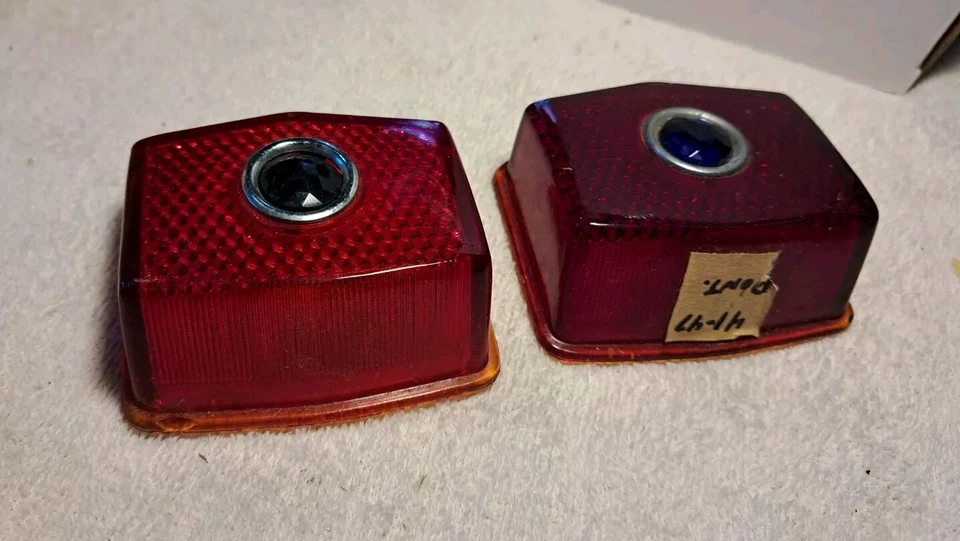 Par de lentes traseras Pontiac Lynx Eye GLASS BLUE DOT nuevas 1941 1942 1946 1947  Foto 3 de 4