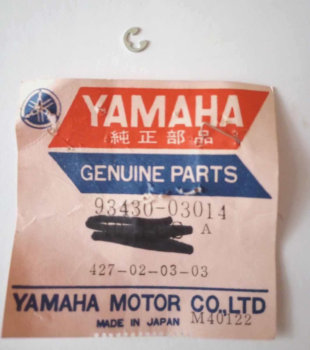 ぶひぶひん Yamaha DT125,RD200, YZ125 E-Type Circlip NOS 93430-03014 (L-5553