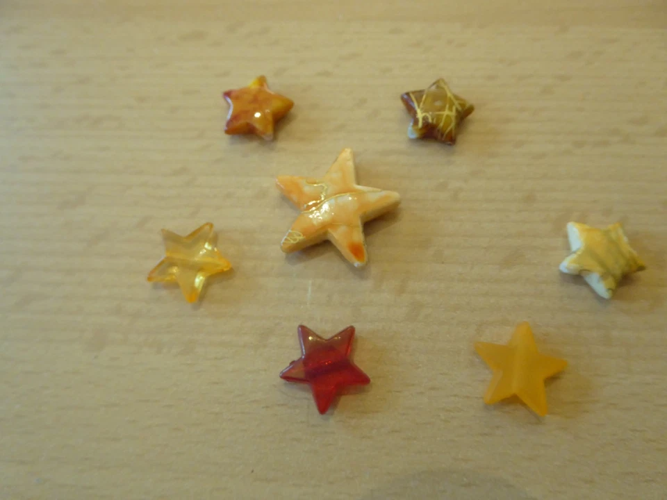 Perlen, Kristallsterne, Sterne zum Auffädeln, Konvolut - ca. 3,7 kg - Bild 2 von 4