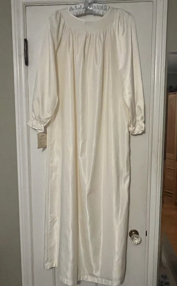 Camisola Deidre Vintage com Bordado Floral Tamanho Pequeno Nova com etiquetas - Imagem 3 de 4