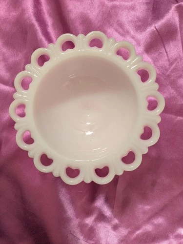 Vintage Anchor Hocking Old Colony Lace Edge Milk Glass Pedestal Candy Dish